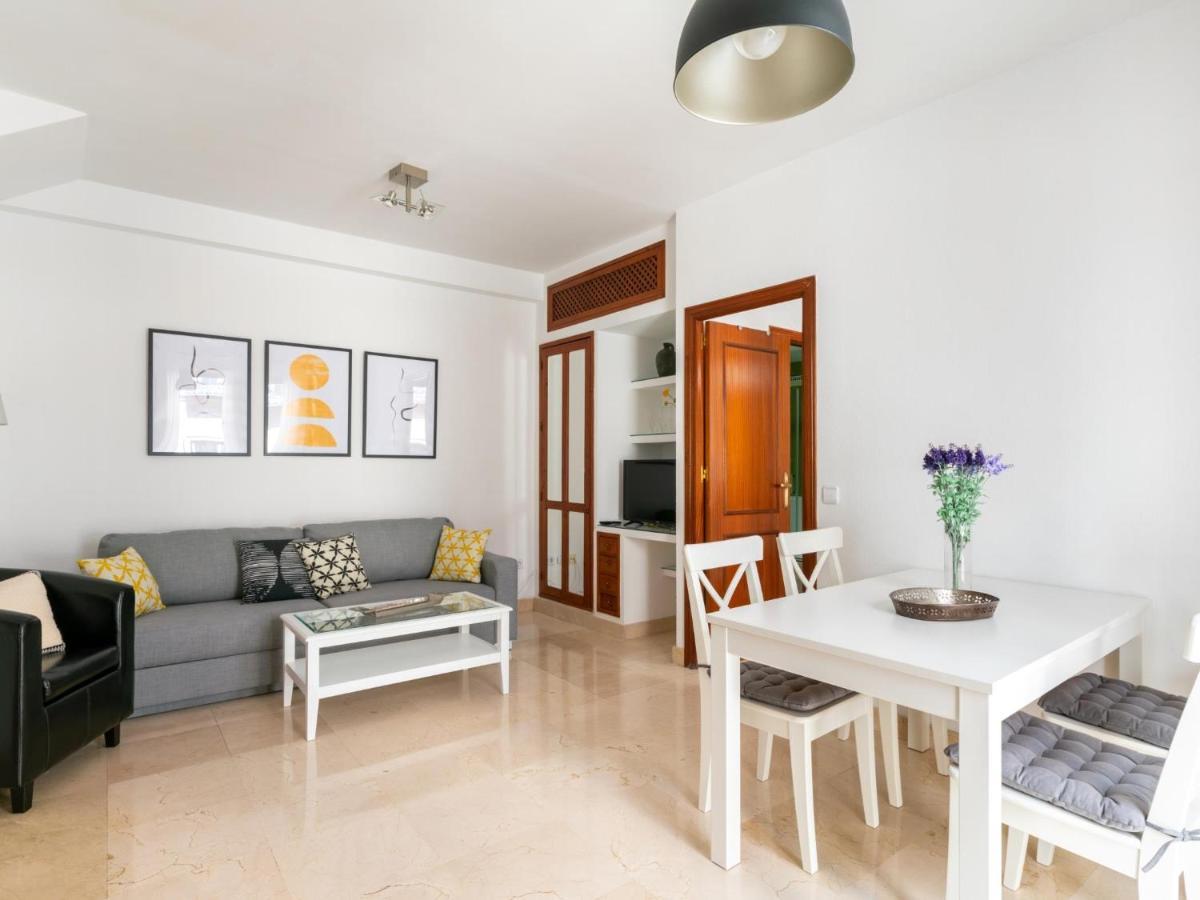 Vr Excelente Ubicacion Luminoso Apt Para Parejas Seville Exterior photo