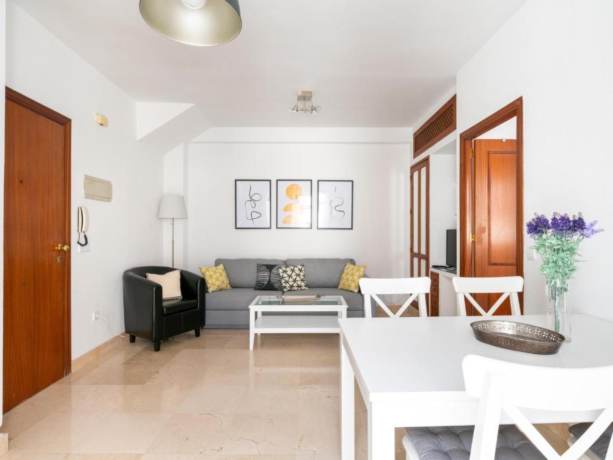 Vr Excelente Ubicacion Luminoso Apt Para Parejas Seville Exterior photo