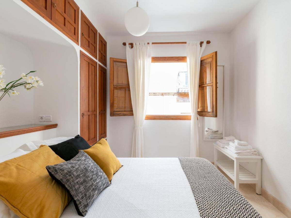 Vr Excelente Ubicacion Luminoso Apt Para Parejas Seville Exterior photo