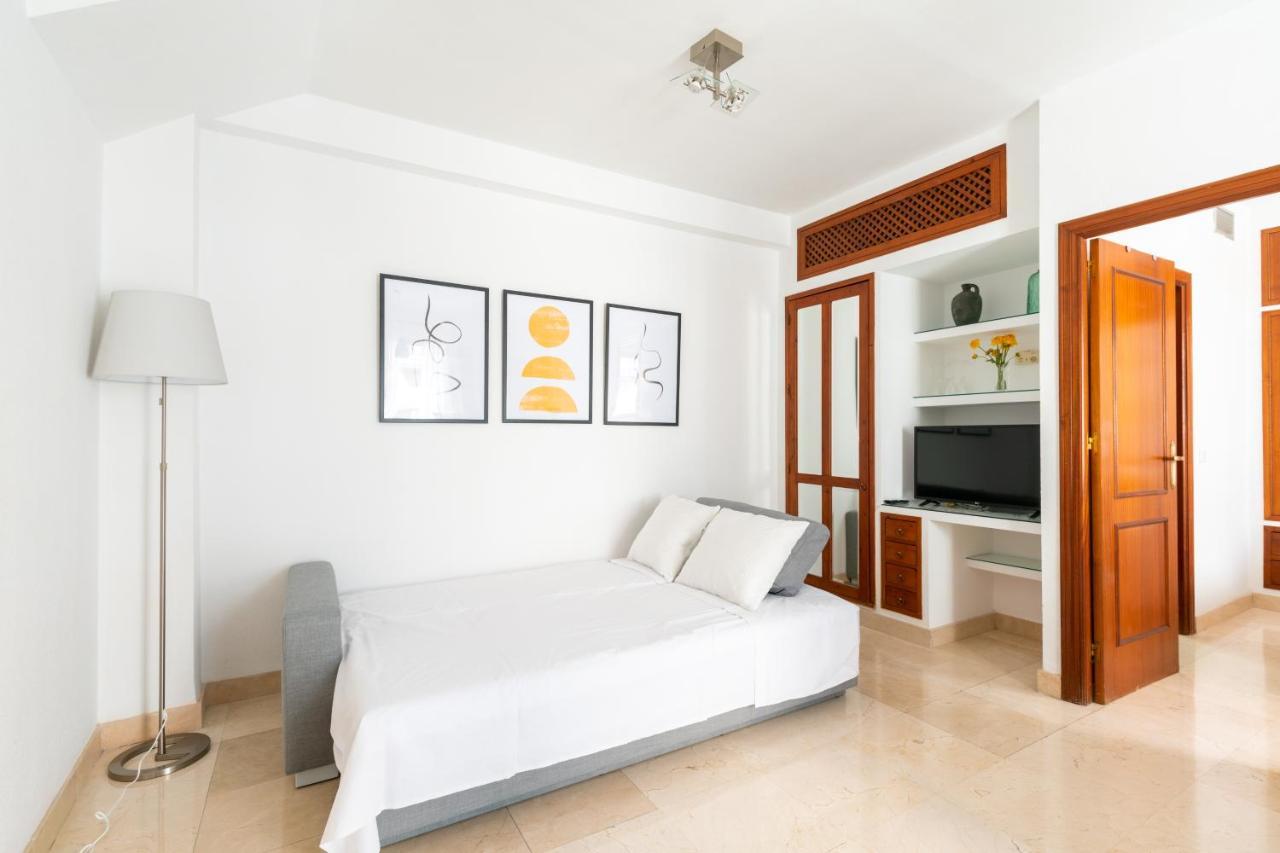 Vr Excelente Ubicacion Luminoso Apt Para Parejas Seville Exterior photo